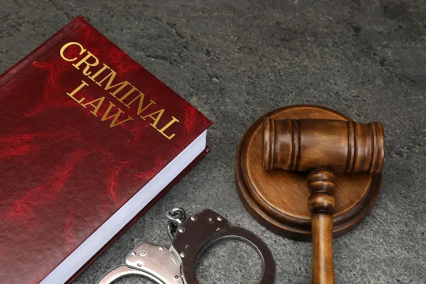 Nashville criminal defense attorney Byron Pugh reviewing winning defense strategies for Tennessee criminal cases